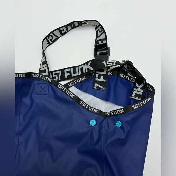 157 FUNK Kids Muddy Buddy Coverall Waterproof Rain Suit size 80 gently used - Picture 12 of 15